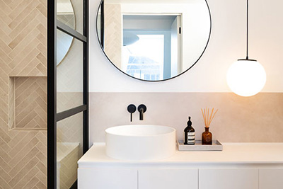 Professional bathroom installation avoiding common errors